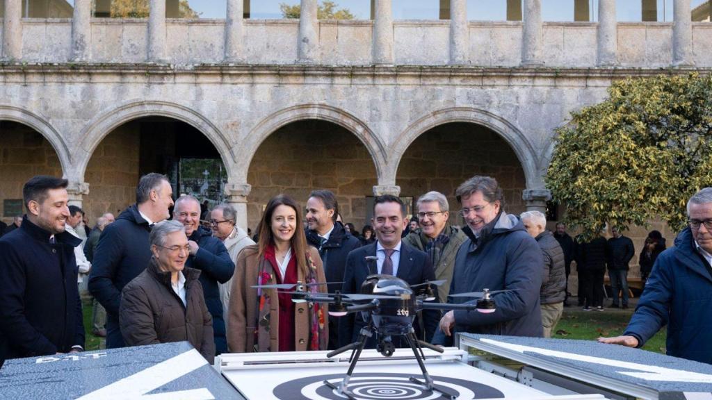 Abanca refuerza la lucha contra los incendios en Galicia con drones de vigilancia de última generación