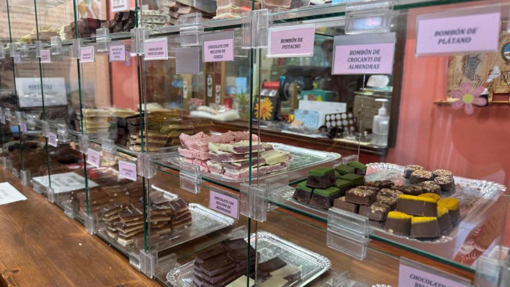 Variedad de sabores en la tienda de Chocolates de la Abuela.