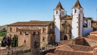 1003744009146_259875690_1706x960