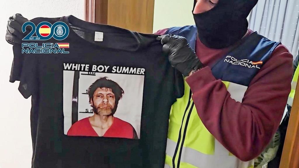 Una camiseta de enaltecimiento a Ted Kacinsky intervenida por la Policía Nacional.