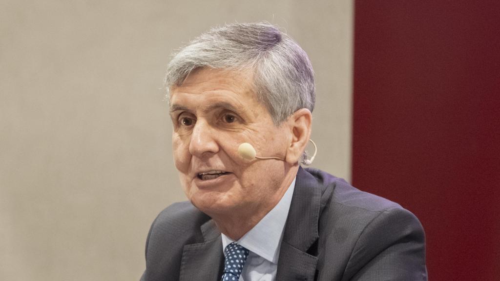 Pedro González-Trevijano, durante su conferencia.