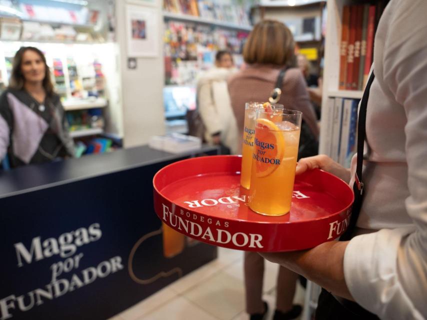 El cóctel Magas por Fundador se sirvió en el evento.