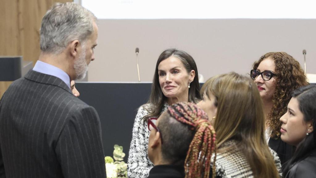 Letizia y Felipe VI, durante el encuentro.