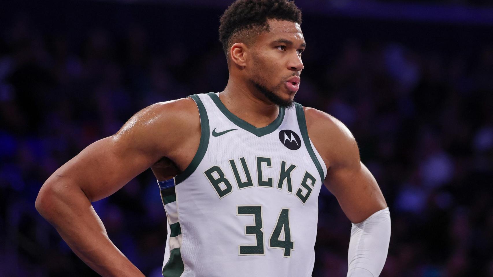 Antetokounmpo, durante un partido con los Bucks.