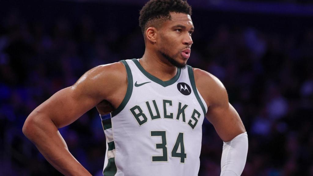 Antetokounmpo, durante un partido con los Bucks.