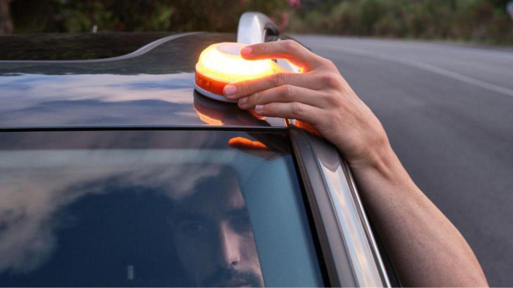 PcComponentes rebaja durante el Cyber Week la baliza que será obligatoria en enero