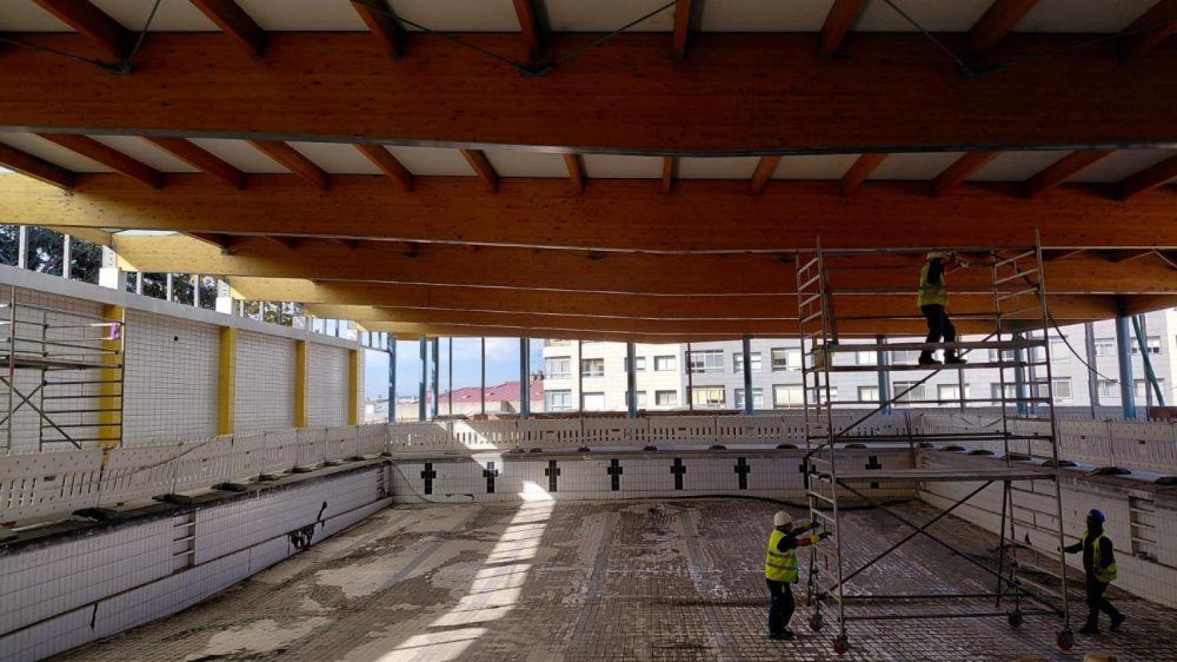 Obras en la piscina de Teis, en Vigo