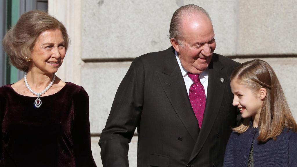 Juan Carlos I y Sofía con la heredera al trono, Leonor, en 2018.