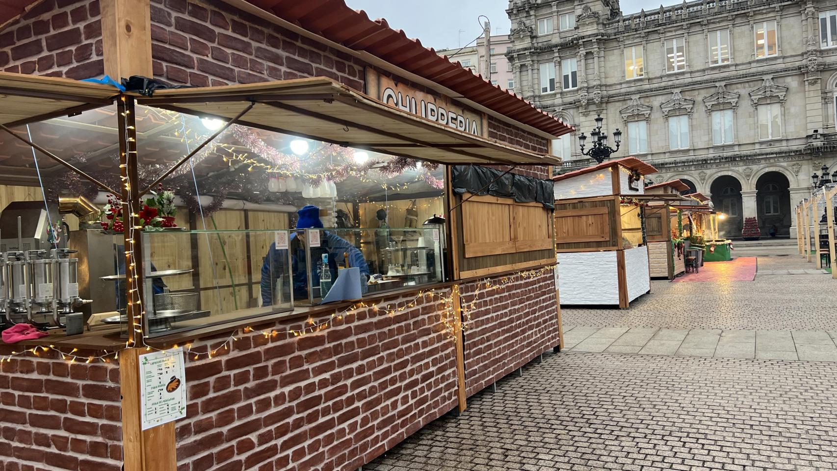 Imagen de una de las casetas ya abiertas.