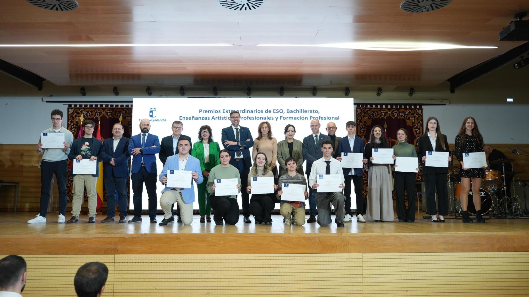 Entrega de los Premios Extraordinarios de ESO, Bachillerato, Enseñanzas Artísticas Profesionales y Formación Profesional. Foto: JCCM.