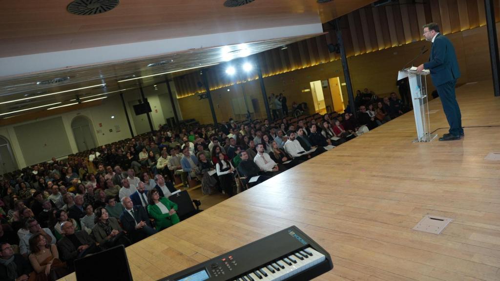 Entrega de los Premios Extraordinarios de ESO, Bachillerato, Enseñanzas Artísticas Profesionales y Formación Profesional. Foto: JCCM.