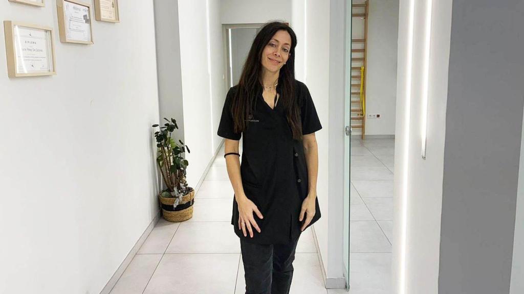 Josune en su clínica
