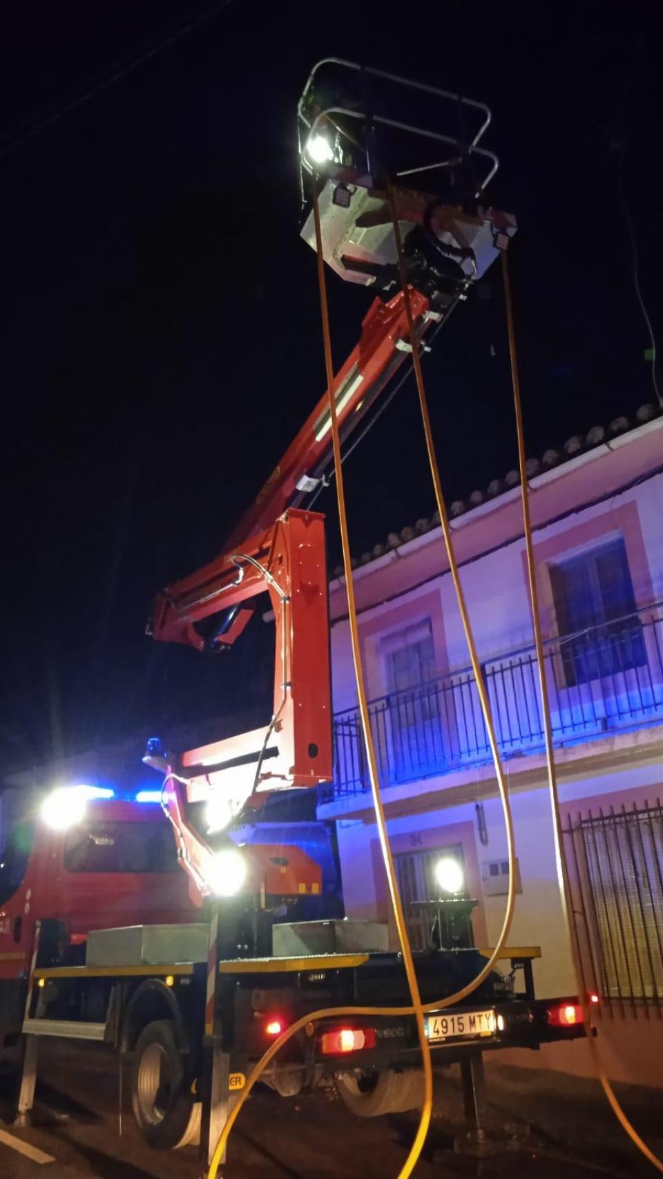 Los Bomberos del Parque Tierras de Aliste actuando en uno de los incendios