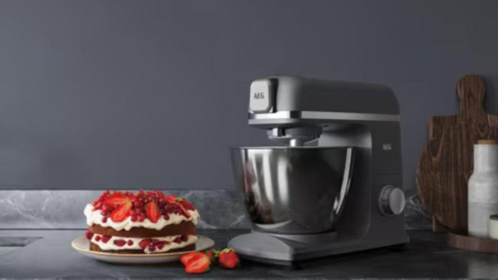 Este robot de cocina AEG está arrasando a las puertas de la Navidad ¡con 160€ de descuento!