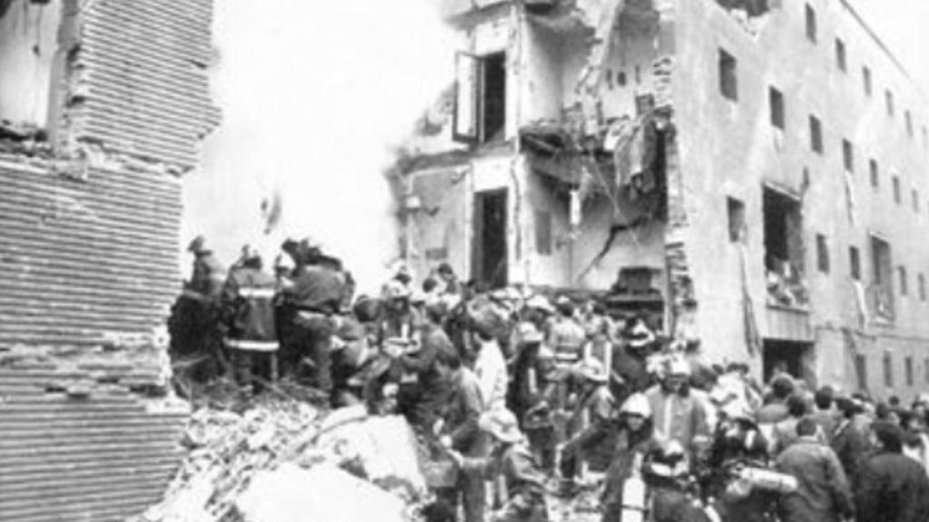 Imagen de la Casa Cuartel tras el atentado