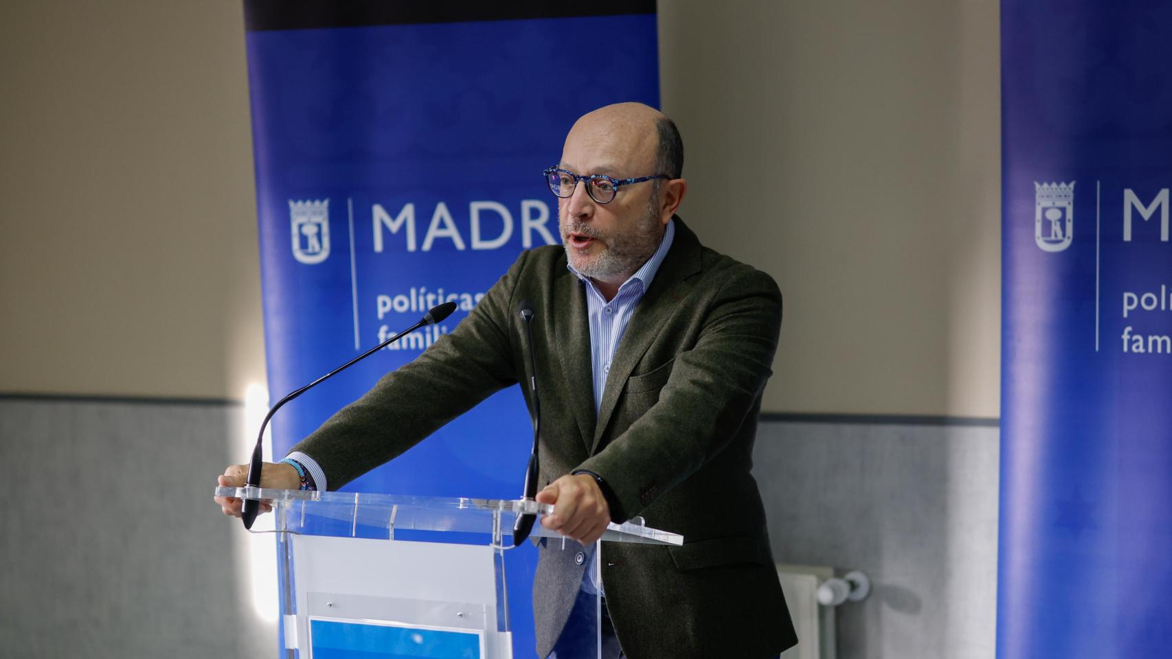 José Fernández, delegado de Políticas Sociales, Familia e Igualdad de Madrid, en un acto.