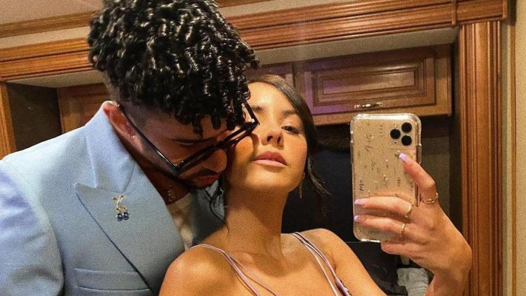 Bad Bunny y Gabriela Berlingeri, en una imagen de sus redes sociales.