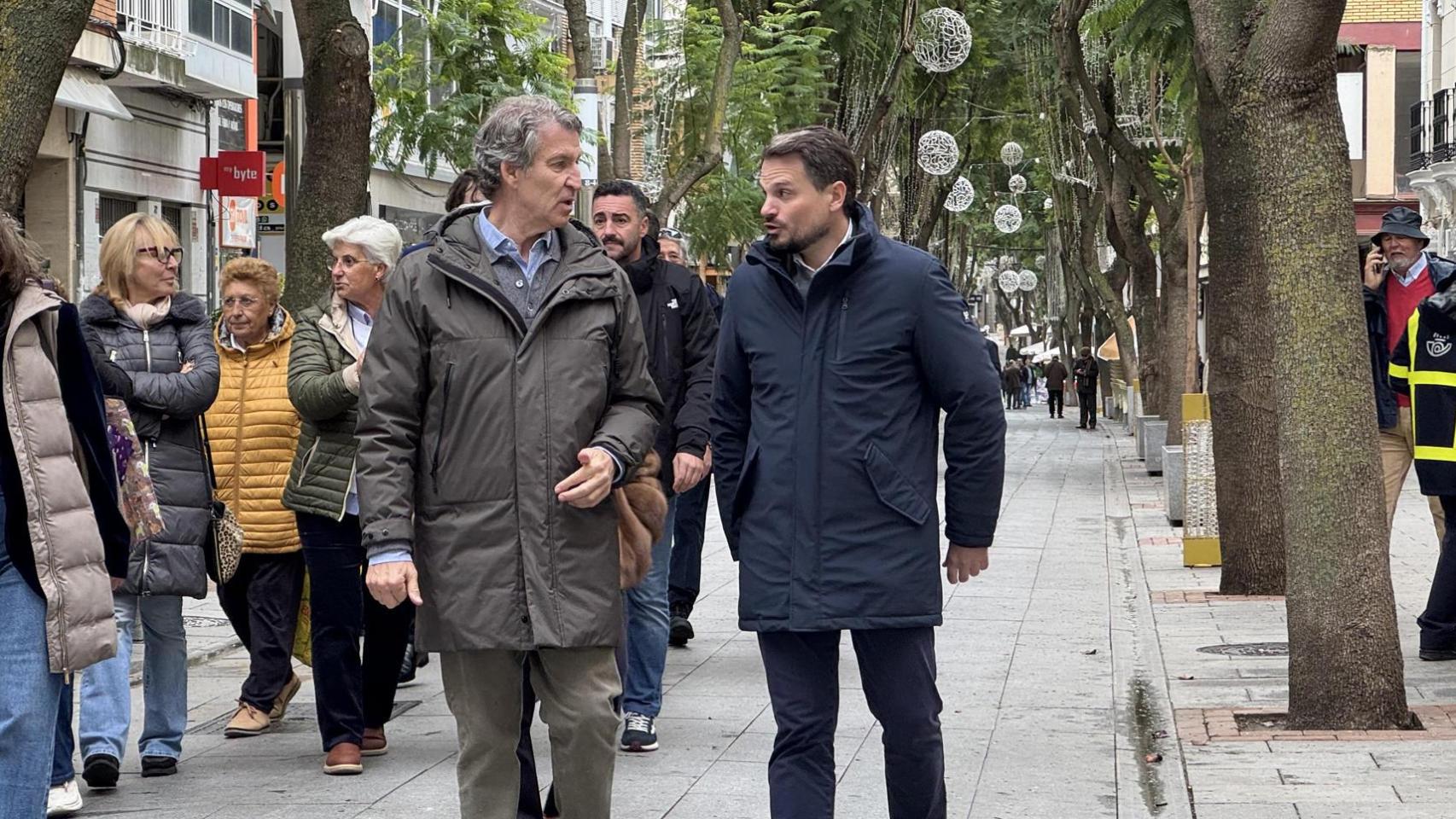 Feijóo denuncia la hipocresía del Gobierno tras el caso Salazar : El PSOE es un partido peligroso para las mujeres