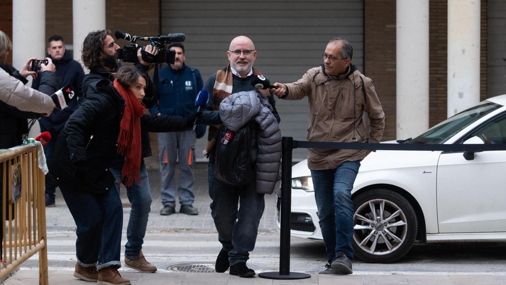 Jorge Suárez, este jueves a su llegada a los juzgados. Jorge Gil / EP