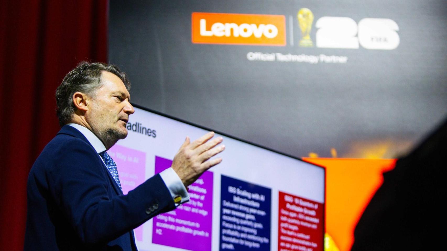 Alberto Ruano, director general de Lenovo Iberia, durante la rueda de prensa en Madrid.