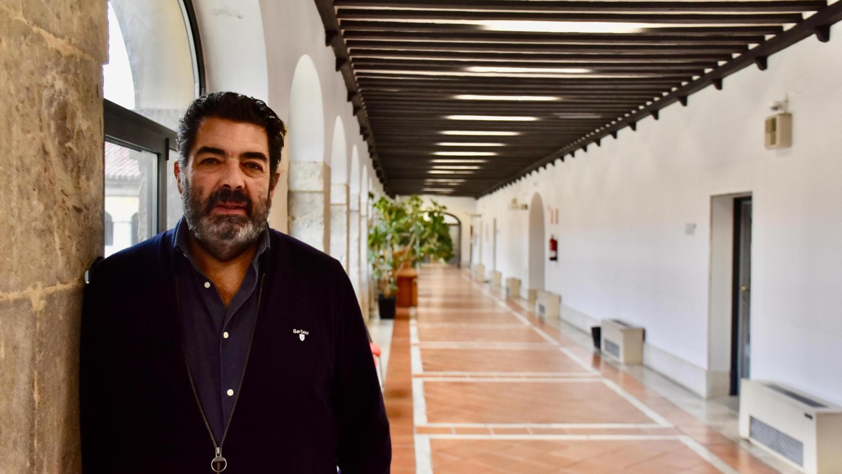 El concejal de Tráfico y Movilidad, Alberto Gutiérrez Alberca, atiende a EL ESPAÑOL - Noticias de Castilla y León en su despacho de San Benito.