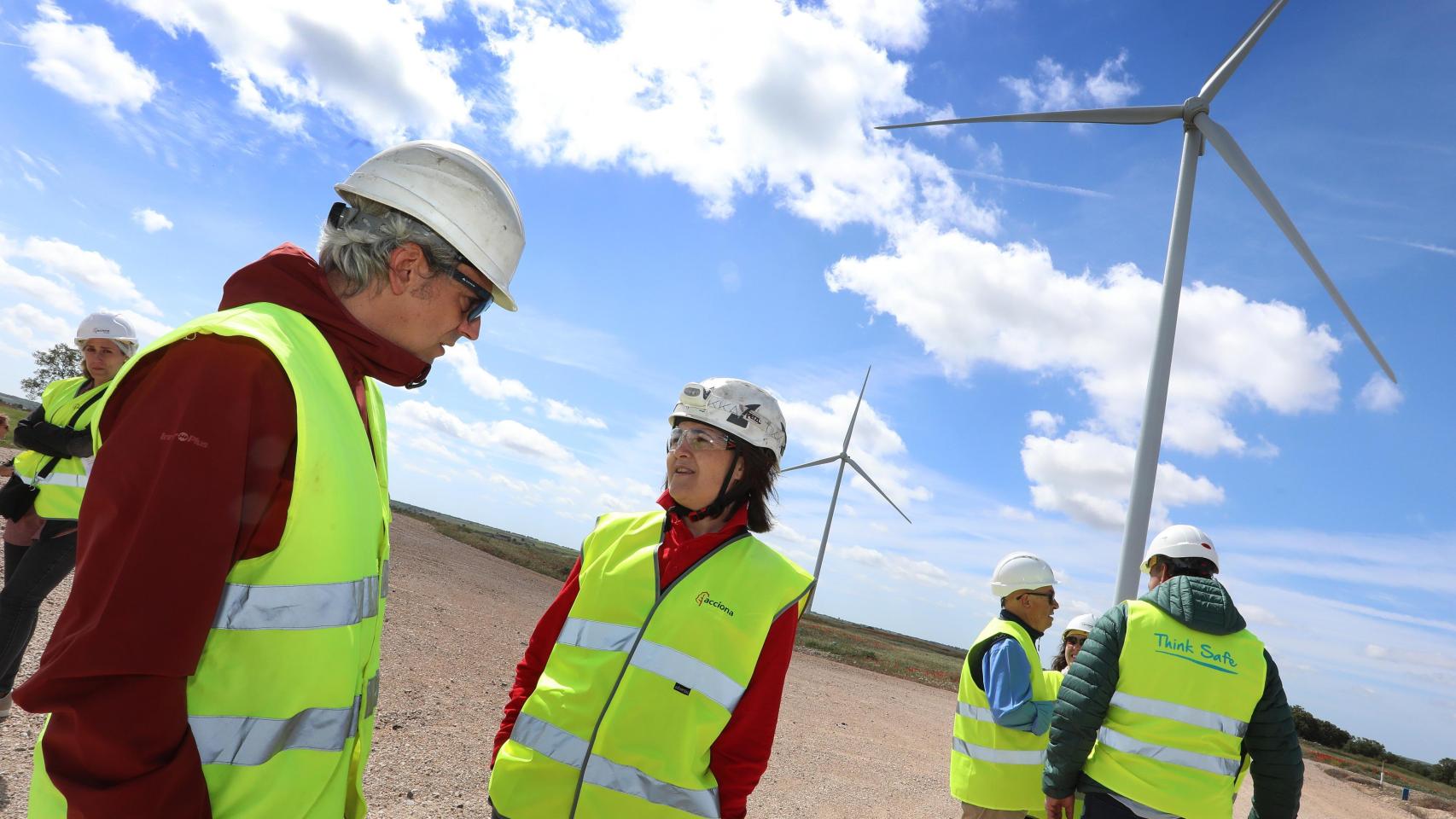 Visita al Parque Eólico de Celada Fusión en Hornillos de Cerrato (Palencia)