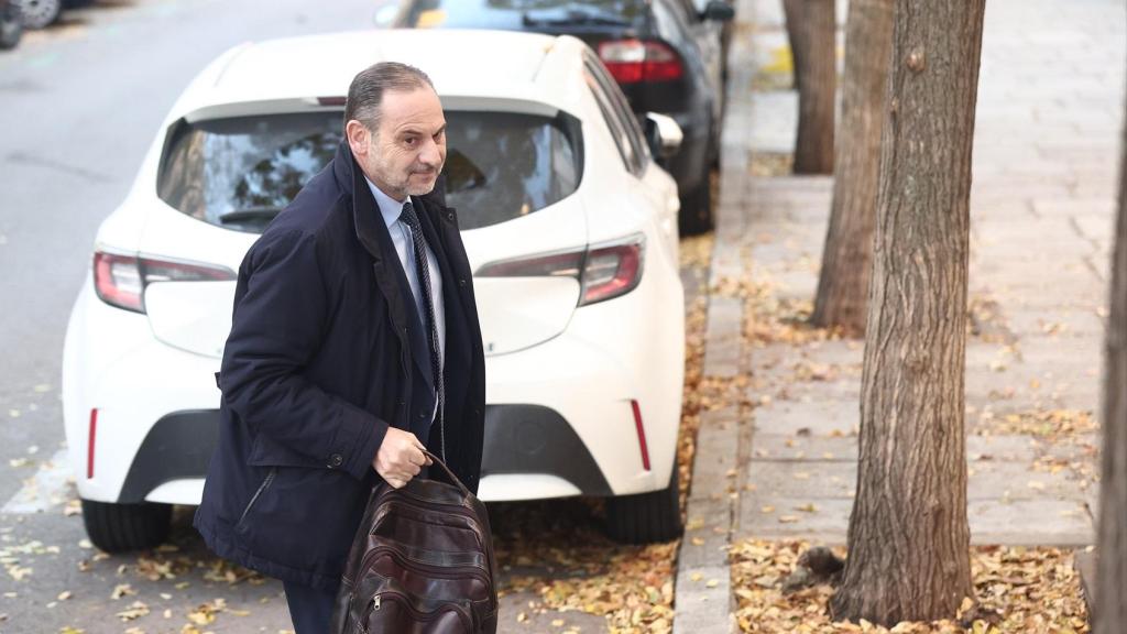 José Luis Ábalos, a su llegada al Tribunal Supremo el pasado 27 de noviembre, horas antes de ir a prisión./