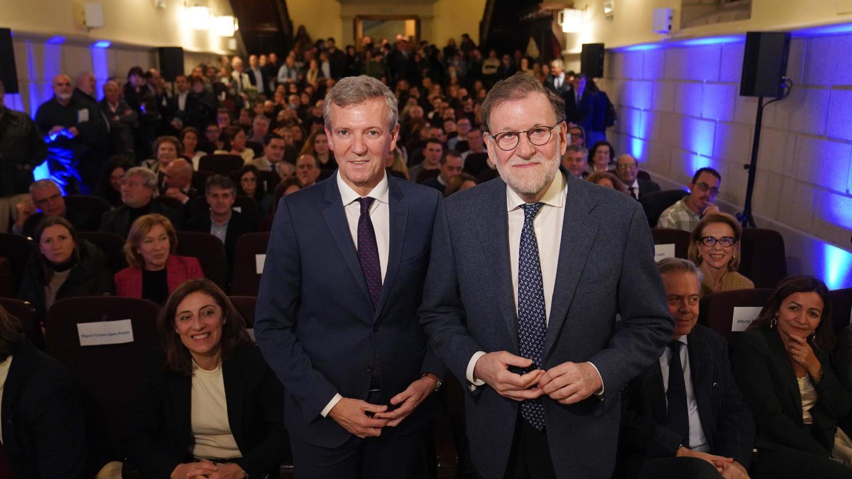 Rajoy y Rueda, ante el público presente en la presentación de su libro