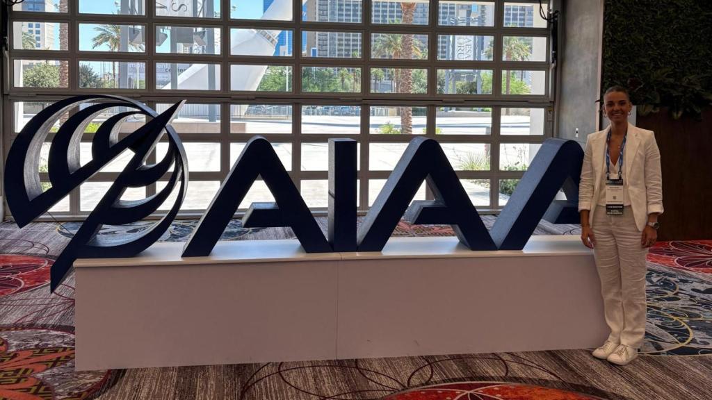 Marta en la en la conferencia AIAA Aviation Forum de este año en Las Vegas.