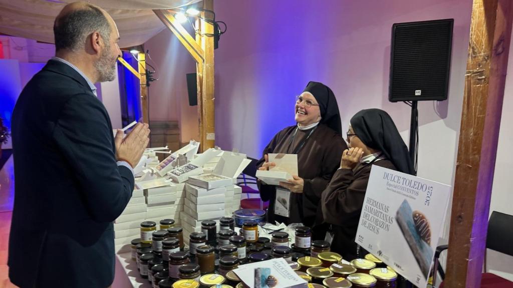 El concejal José Manuel Velasco ha inaugurado la feria este viernes.