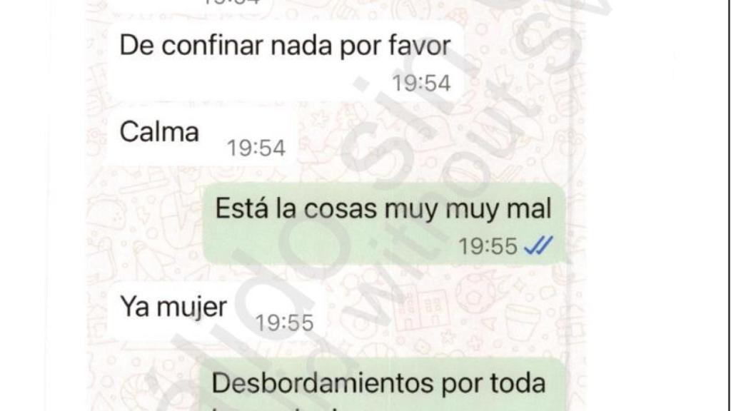 Whatsapps entre Pradas y el jefe de Gabinete de Mazón. EE
