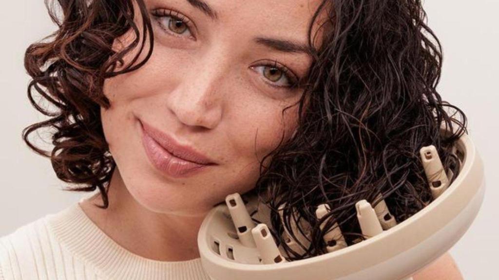 Todo el mundo me pregunta cómo me hago los rizos y ahora mi difusor favorito está rebajado (por poco tiempo)