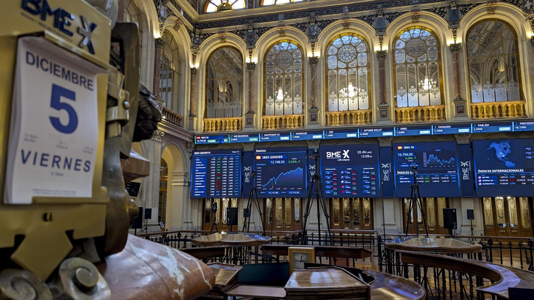 Interior del Palacio de la Bolsa de Madrid.