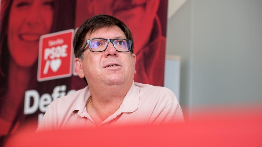 Paco Salazar, en la sede del PSOE