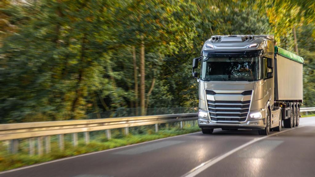 Un camionero gana buen dinero en Inglaterra pero decide volver a su país