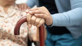 Captura de pantalla 2025-12-05 a las 18.16.59