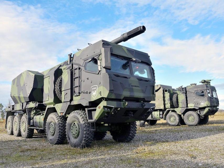 Military vehicles manufactured by Rheinmetall.