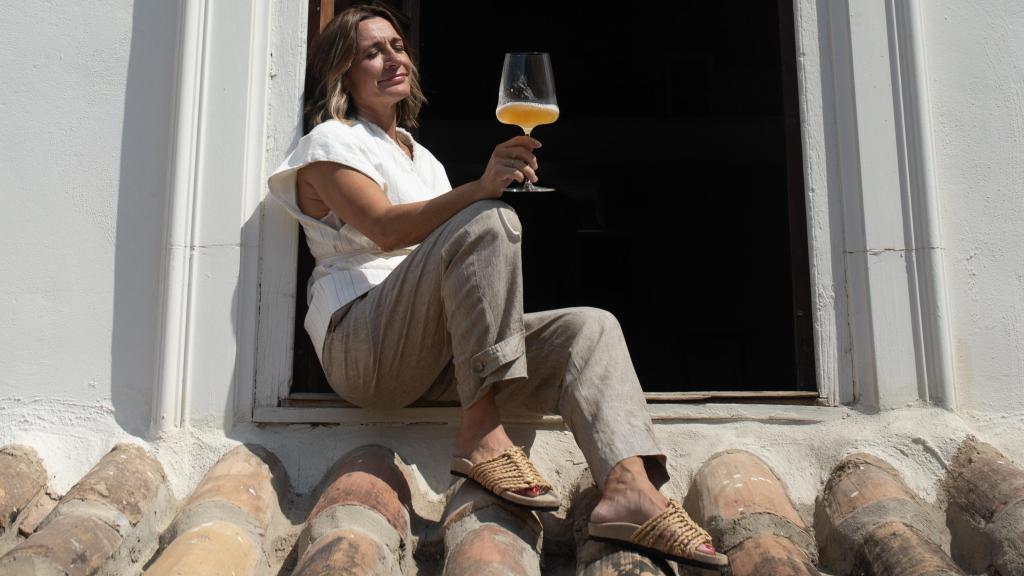 Begoña Rodrigo en una de las ventanas de La Salita.