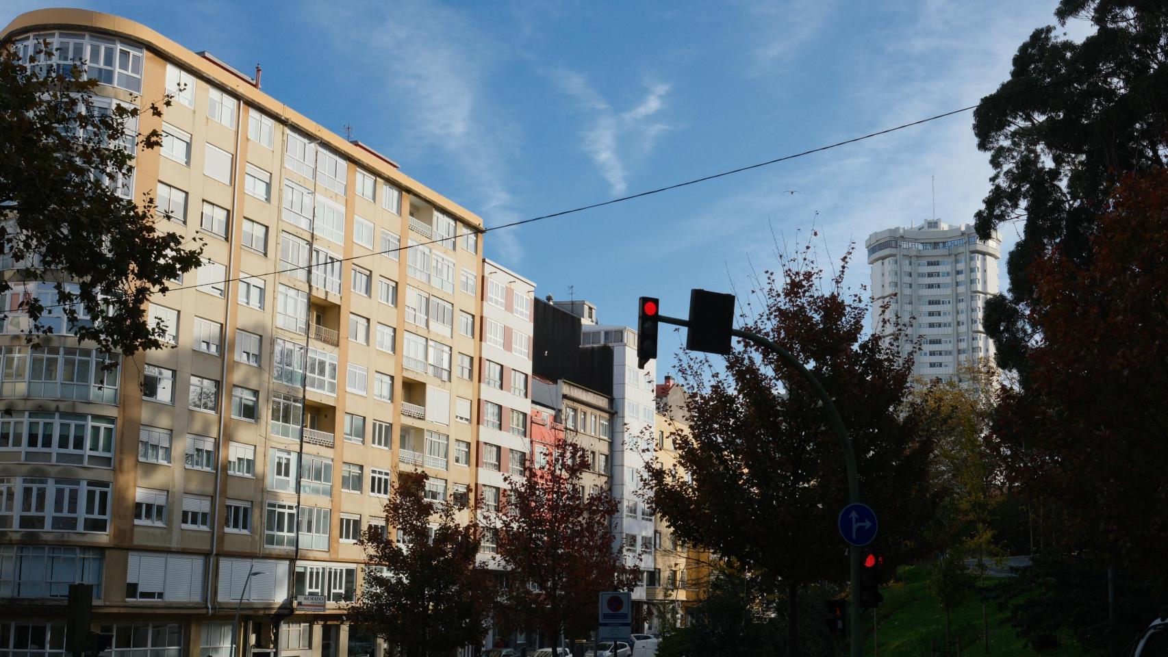 Imagen de archivo de nubes y claros en A Coruña.