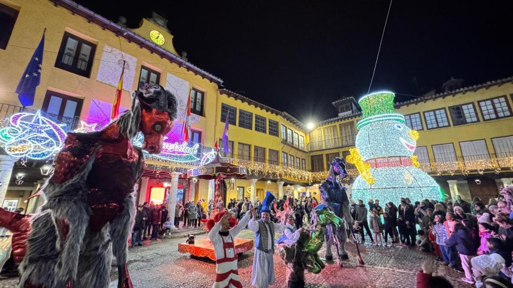 Imagen de la inauguración de la iluminación navideña en Tordesillas