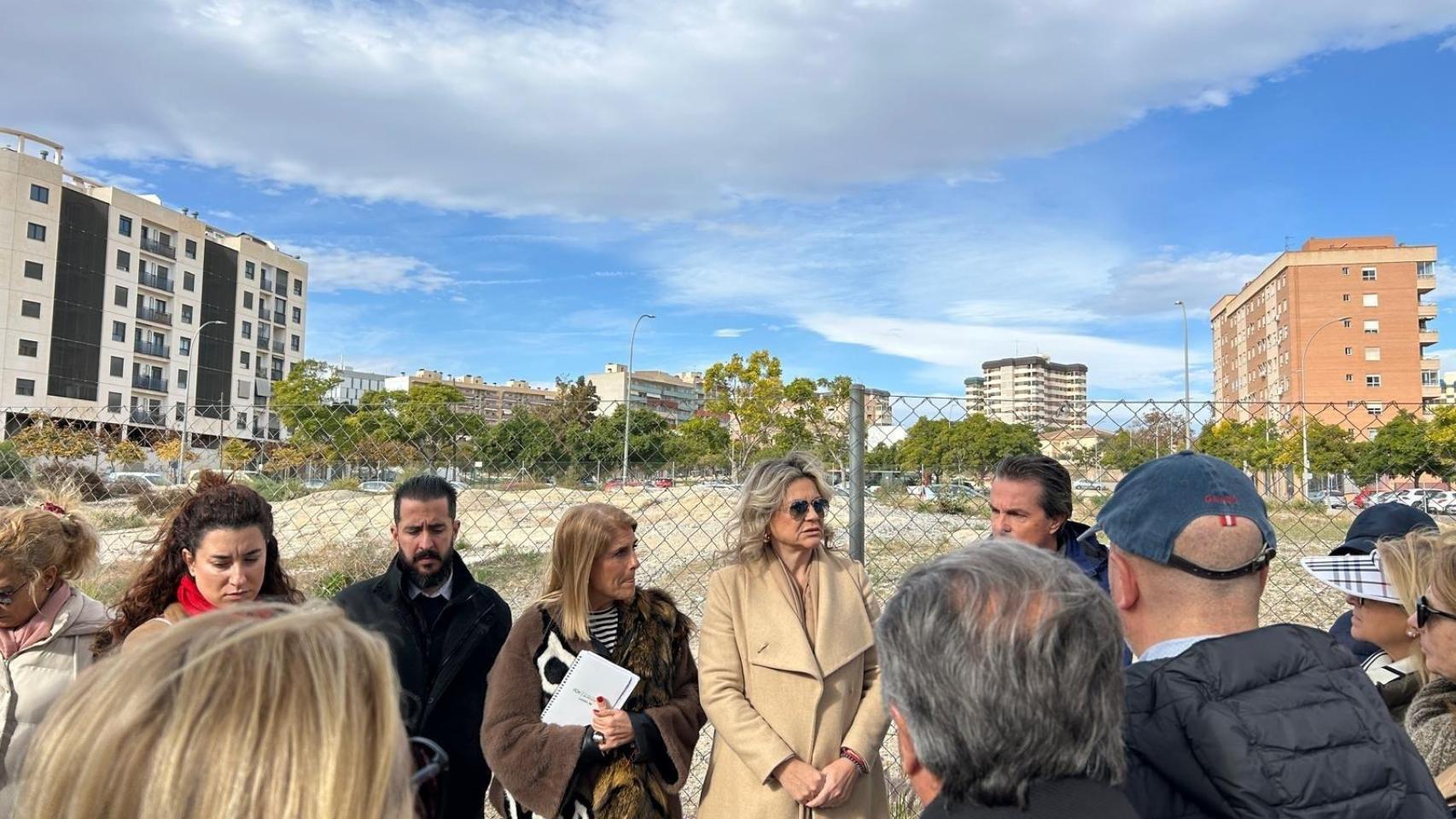 Foto del solar en el que se desarrollará la zona ajardinada. EE