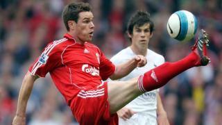 Steve Finnan (49), exfutbolista, de ganar la Champions a vender su medalla tras perder 6.9M € en inversiones fallidas