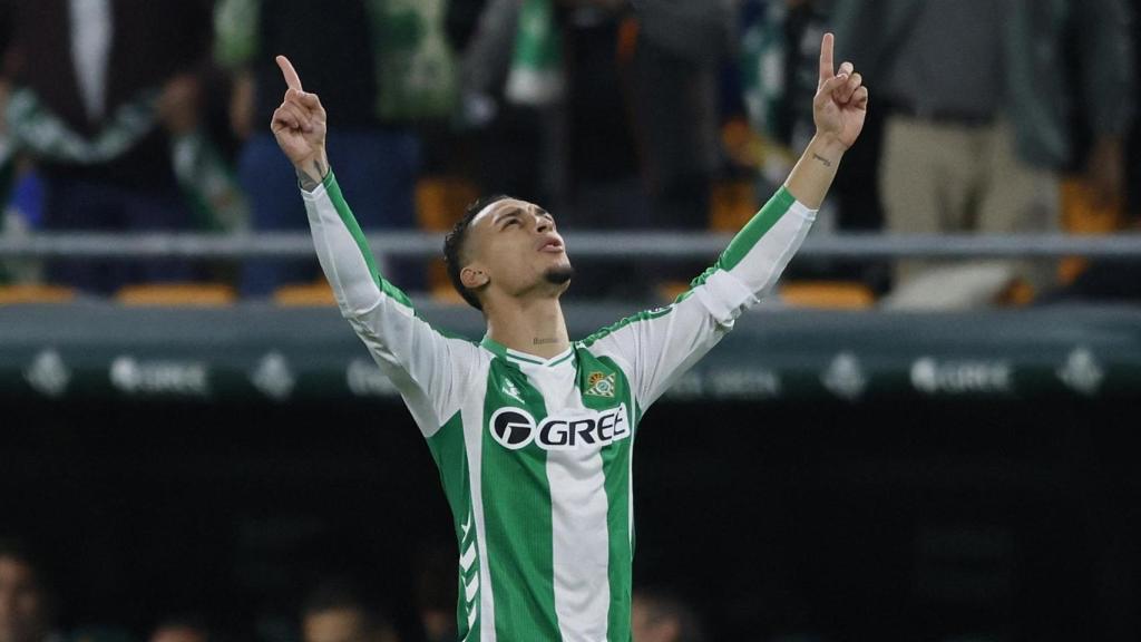Antony celebra el gol marcado ante el Barça.