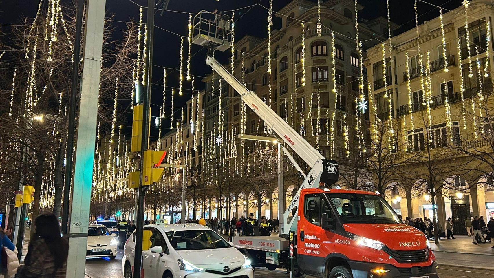 Luces de paseo de la Independencia, en imagenes de archivo.