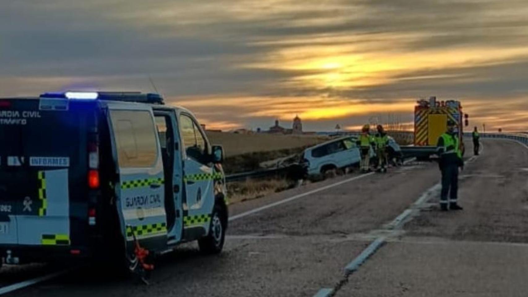 Imágenes del accidente de este sábado, en el que ha fallecido un joven de 26 años en Teruel.