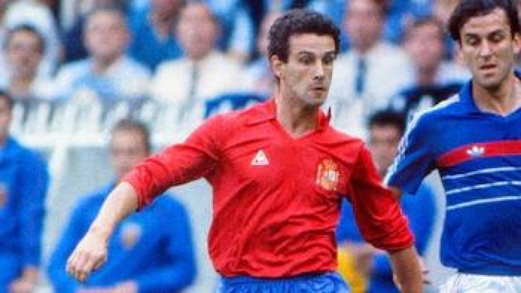 Julio Alberto, en un partido con España.