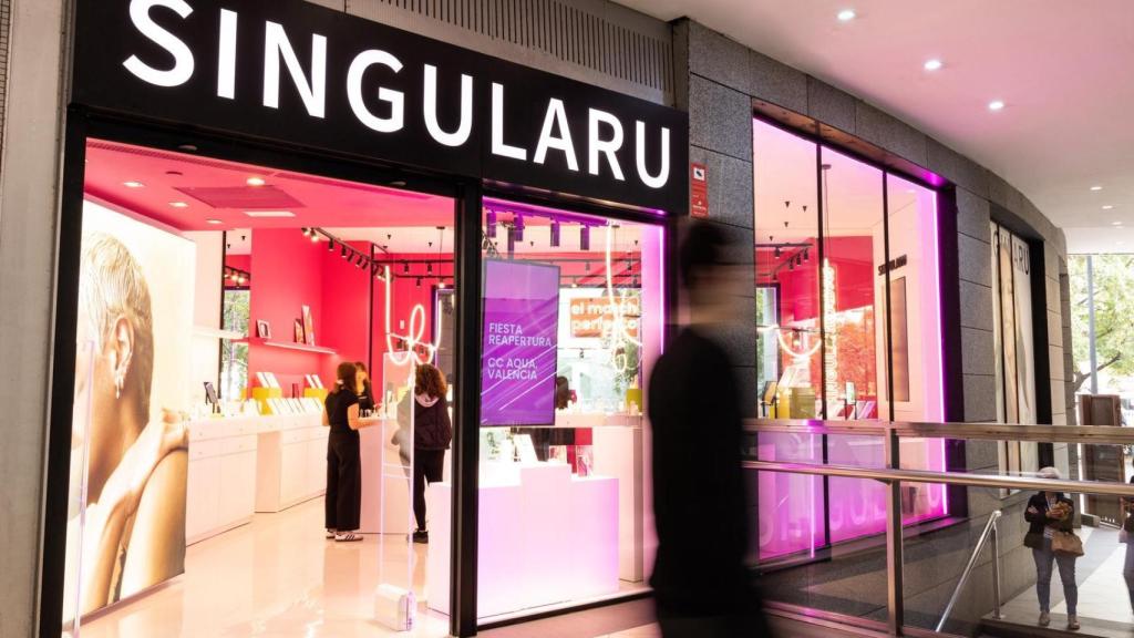 Tienda de Singularu en el centro comercial Aqua, en Valencia. EE