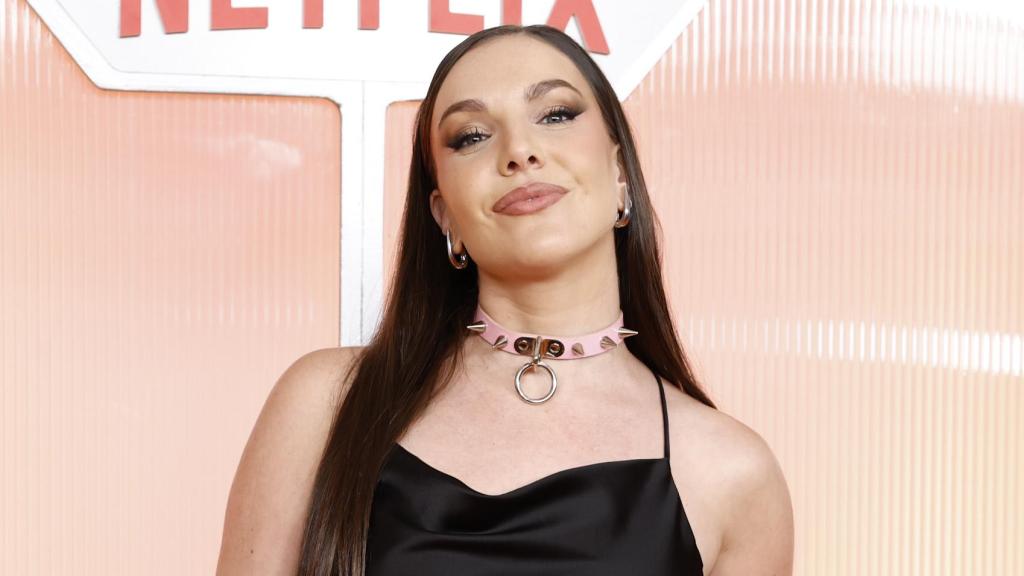 Inés Hernand en el photocall de la première de 'El refugio atómico' en Madrid.