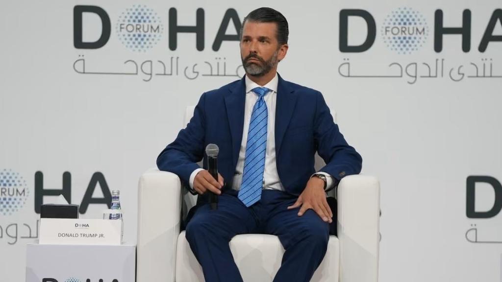 Donald Trump Jr habla en el Foro de Doha, en Qatar