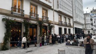 Cola en el pop-up de Zara